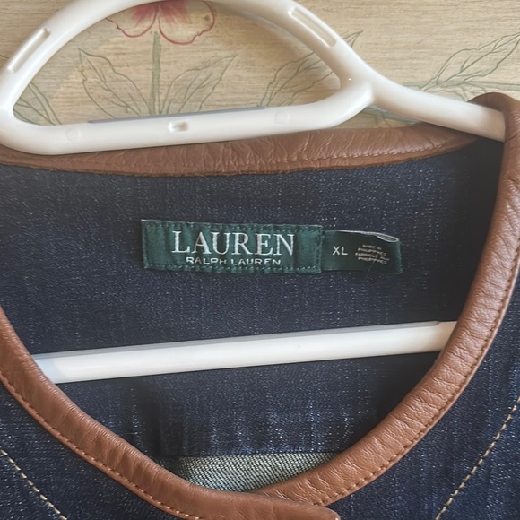 Lauren Ralph Lauren Black Cropped Jean Jacket Crew Neck - Picture 2 of 3